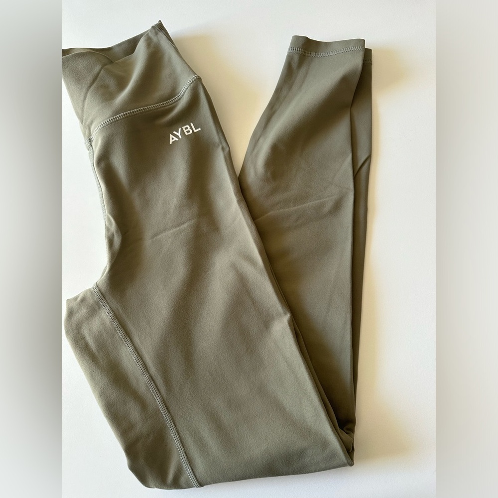 AYBL leggings XS